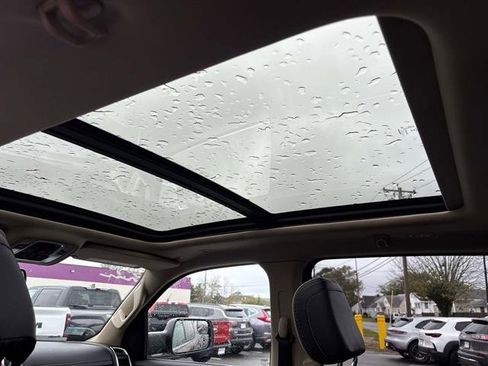 Used 2019 RAM 1500 Laramie image 12