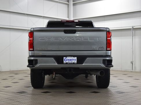 Used 2025 Chevrolet Silverado 2500 High Country w/ Technology Package AWD/4WD image 7