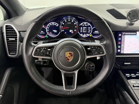 Used 2022 Porsche Cayenne Platinum Edition AWD/4WD image 48