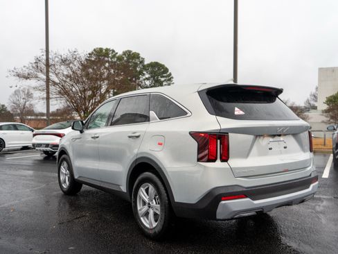 New 2026 Kia Sorento LX image 6