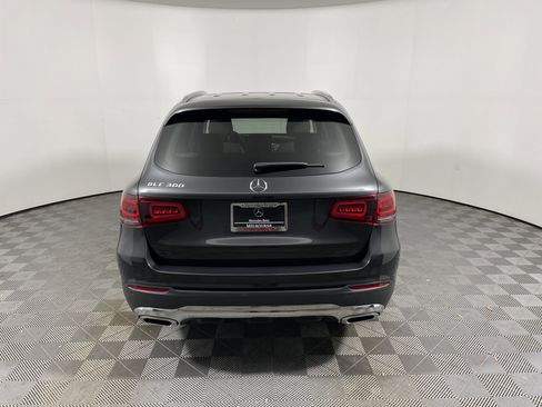 Used 2021 Mercedes-Benz GLC 300 image 4