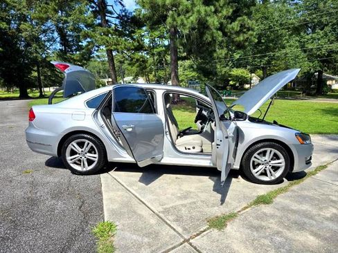 Used 2014 Volkswagen Passat TDI SEL Premium image 30