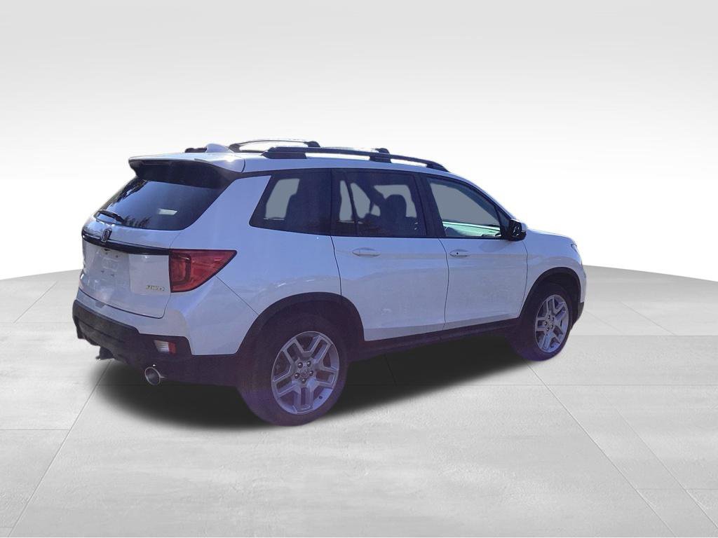 Used 2024 Honda Passport EX-L image 6