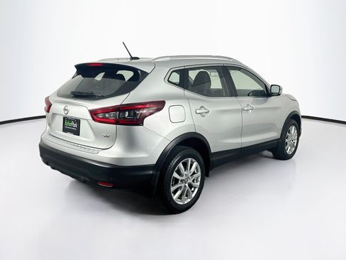 Used 2021 Nissan Rogue Sport SV FWD image 9