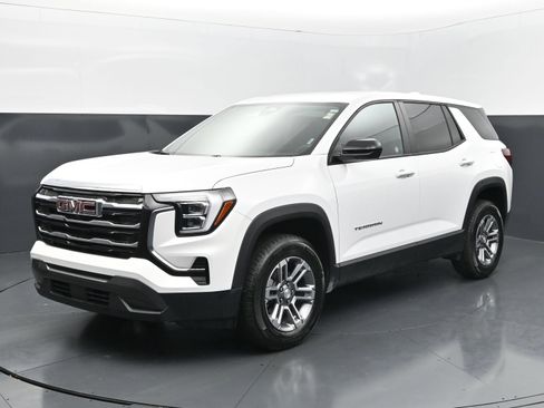 Used 2026 GMC Terrain Elevation FWD image 1
