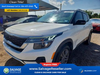 Used 2023 Kia Seltos S w/ Navigation Package