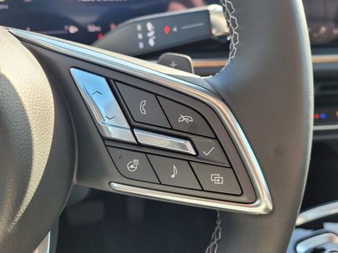 New 2025 Buick Envision Avenir image 18