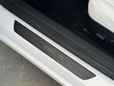 Used 2023 Tesla Model 3 Standard Range RWD image 30