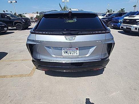 Used 2024 Cadillac Lyriq Luxury w/ LPO, Floor Liner Package RWD image 5