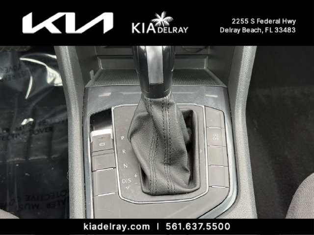 Used 2020 Volkswagen Tiguan S FWD image 21