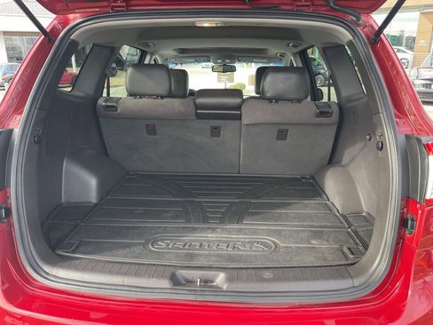 Used 2012 Hyundai Santa Fe SE w/ Premium Pkg 3 FWD image 10