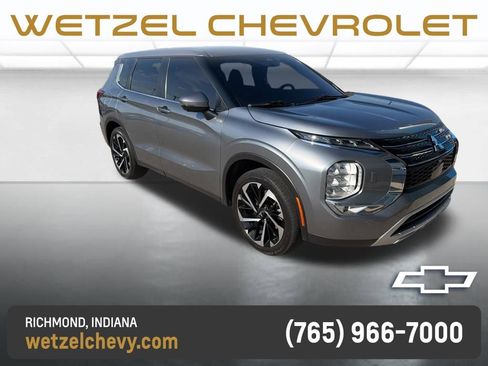 Used 2024 Mitsubishi Outlander SE AWD/4WD image 4