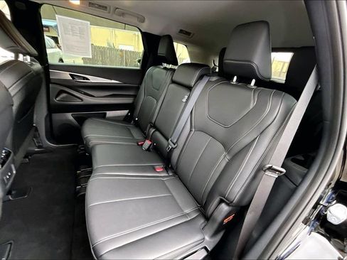 Certified 2026 INFINITI QX60 Pure FWD image 38