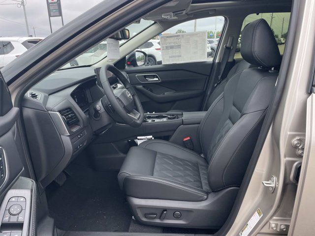 Used 2026 Nissan Rogue Platinum w/ Platinum Premium Package AWD/4WD image 9