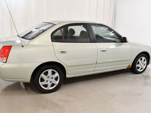 Used 2004 Hyundai Elantra GLS image 11