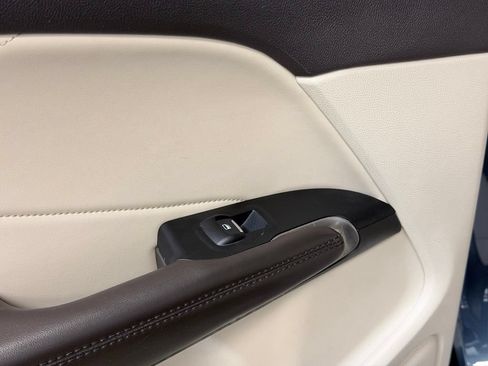 Used 2018 Lincoln MKC Premiere FWD image 18