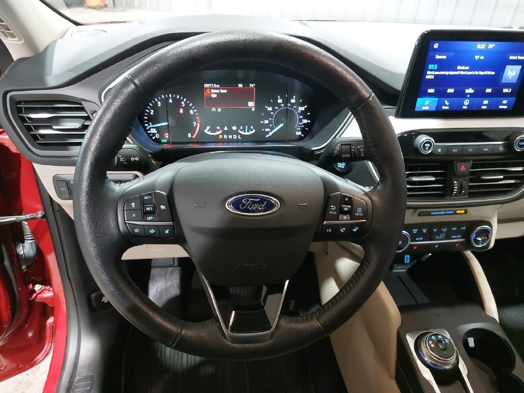 Used 2020 Ford Escape SEL FWD image 17