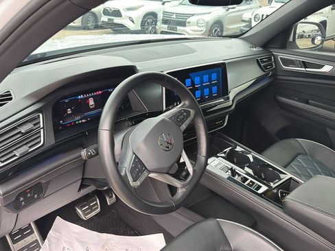 Used 2024 Volkswagen Atlas Cross Sport SEL Premium R-Line AWD/4WD image 25