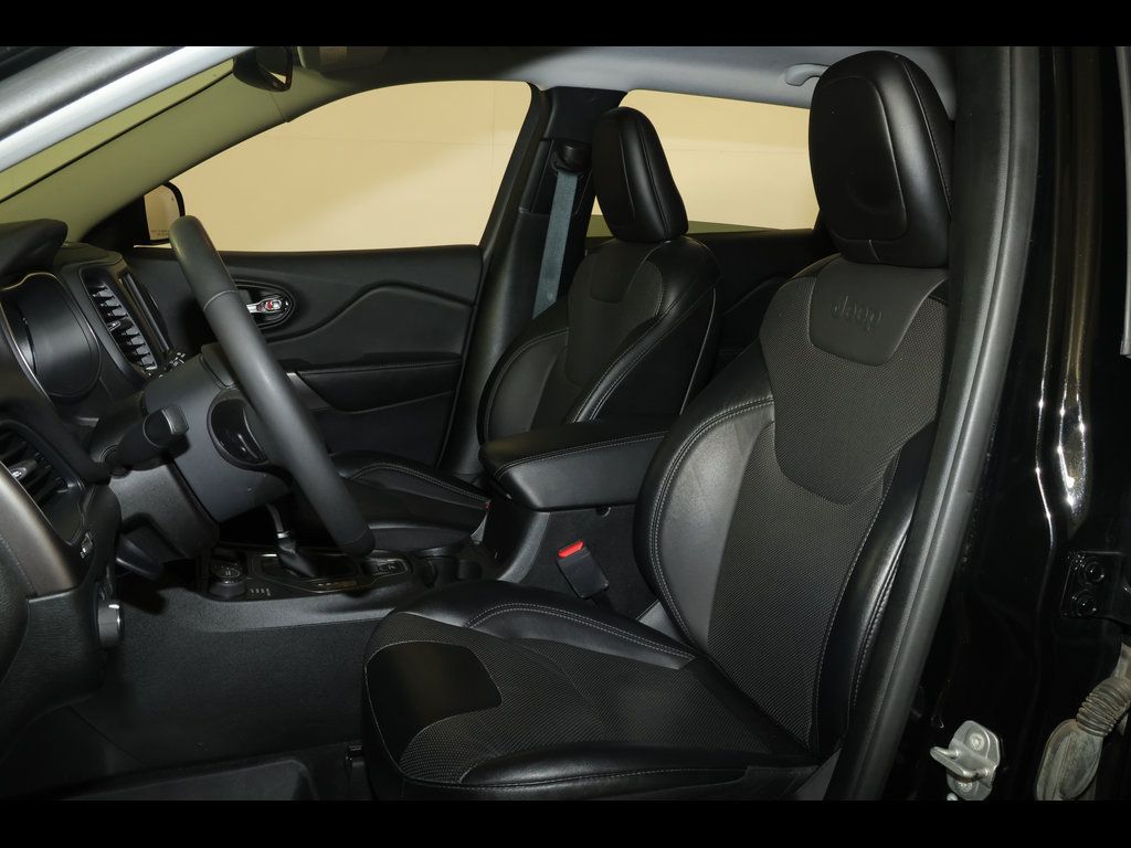 Used 2022 Jeep Cherokee Latitude Lux AWD/4WD image 24