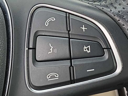 Used 2018 Mercedes-Benz C 300 Sedan w/ Premium Package image 29