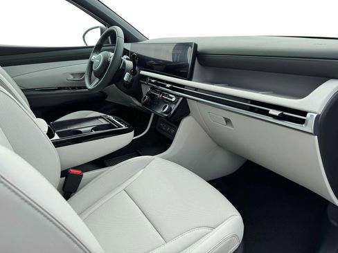 New 2025 Hyundai Tucson Limited image 15