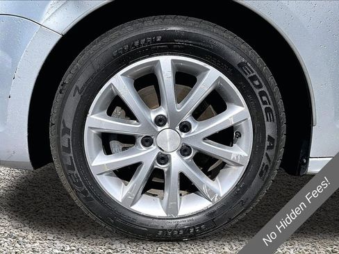 Used 2013 Volkswagen Jetta SE FWD image 9