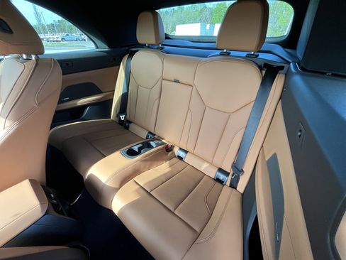 Used 2025 BMW 430i Convertible w/ Premium Package image 26