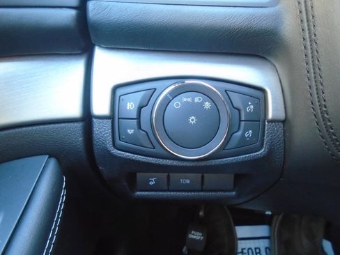 Used 2017 Ford Explorer Platinum image 51