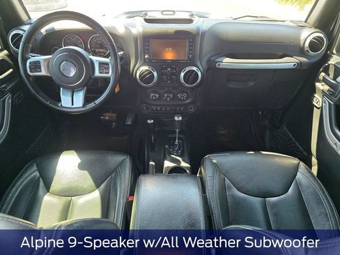 Used 2017 Jeep Wrangler Unlimited Rubicon AWD/4WD image 10
