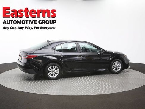 Used 2025 Toyota Camry LE FWD image 41