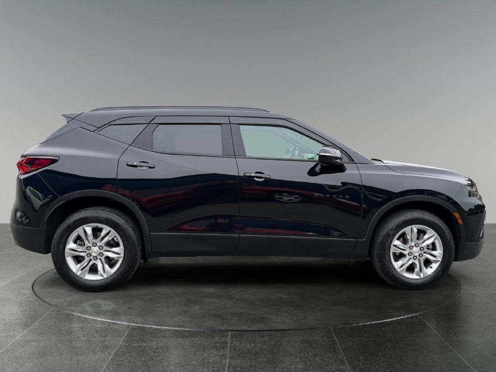 Used 2022 Chevrolet Blazer LT AWD/4WD image 11