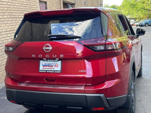 New 2026 Nissan Rogue SV w/ Cold Weather Package AWD/4WD image 15