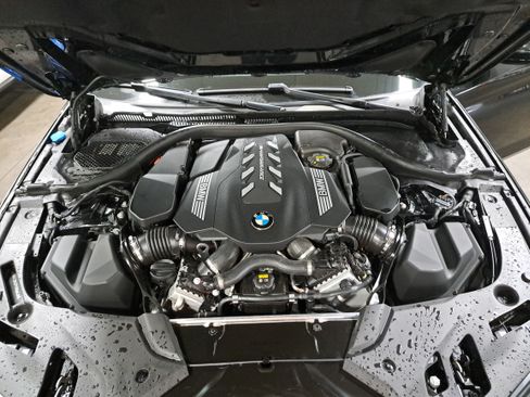 Used 2023 BMW M550i xDrive w/ Executive Package AWD/4WD image 32