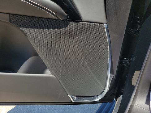 New 2026 Cadillac Escalade Platinum Sport w/ LPO, ONYX Package image 18