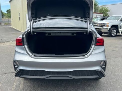 Certified 2024 Kia Forte LXS FWD image 10