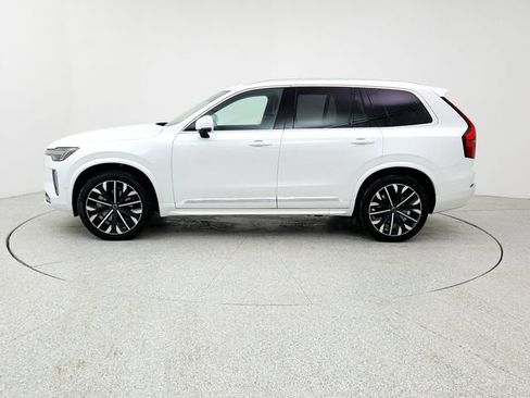 New 2025 Volvo XC90 B6 Plus w/ Protection Package Premier image 8