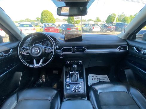 Used 2018 MAZDA CX-5 Touring w/ Preferred Equipment Package AWD/4WD image 12