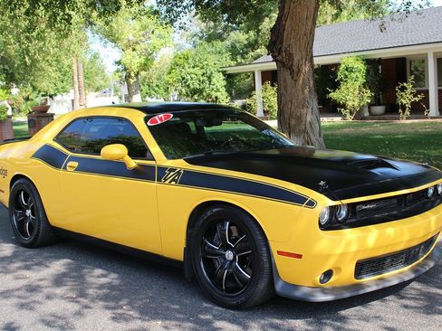 Used 2017 Dodge Challenger T/A image 33
