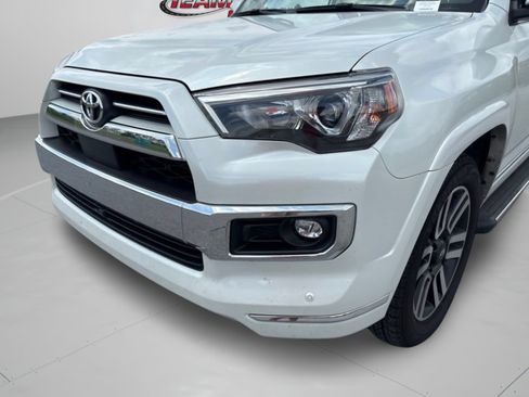 Used 2024 Toyota 4Runner Limited AWD/4WD image 32