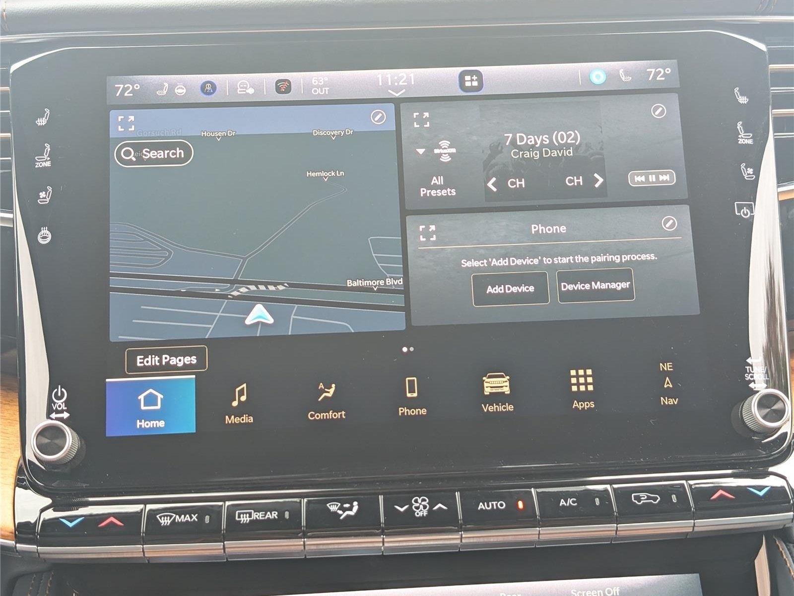 Used 2024 Jeep Grand Wagoneer Series III w/ Rear Seat Video Group 1 AWD/4WD image 39