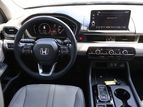 Used 2025 Honda Pilot EX-L image 20