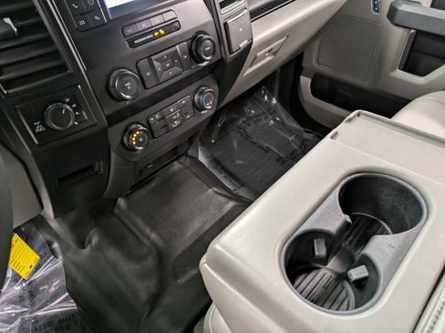 Used 2020 Ford F150 XL w/ Equipment Group 101A Mid image 13