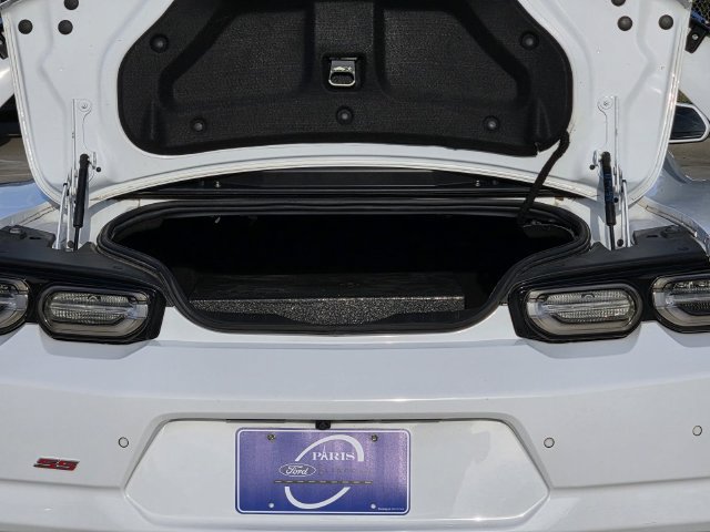 Used 2020 Chevrolet Camaro SS RWD image 10