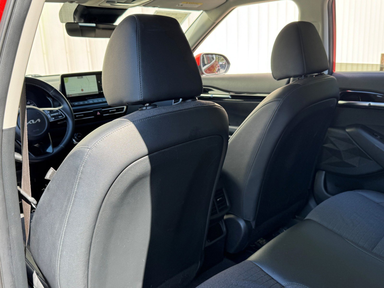 Used 2022 Kia Seltos S FWD image 29
