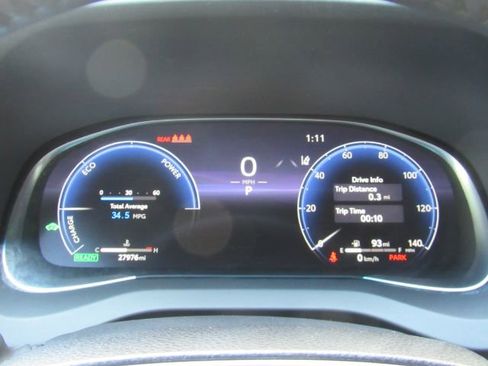 Used 2023 Toyota Venza Limited image 41