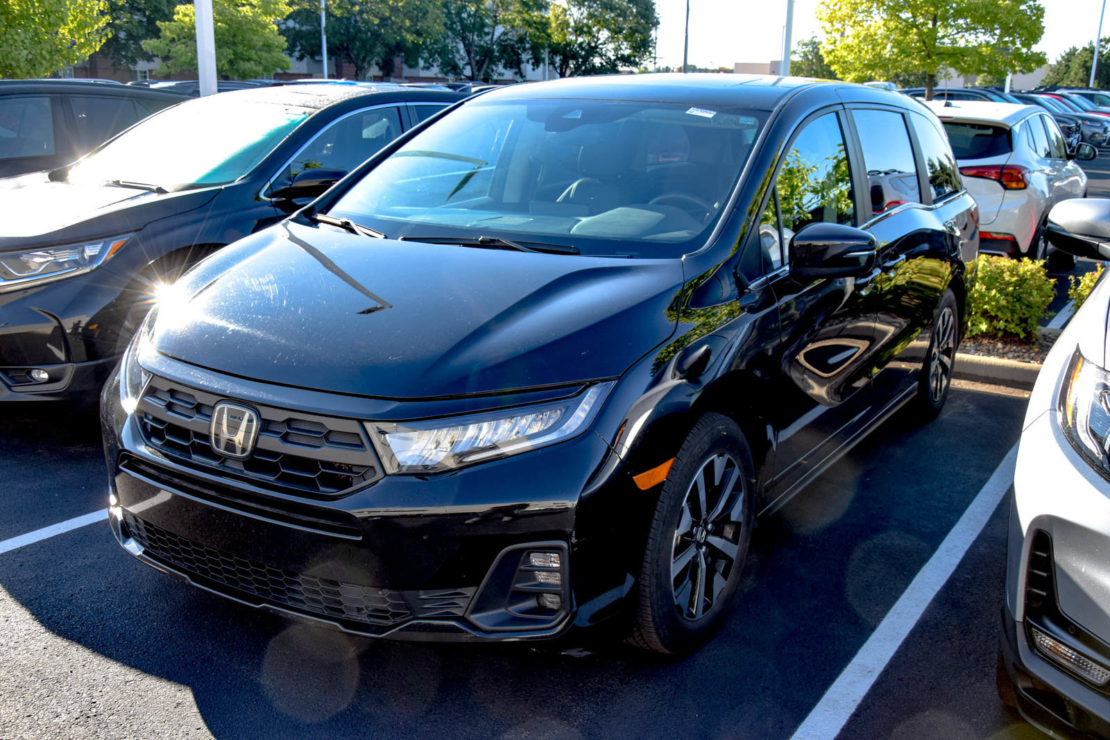 Used 2025 Honda Odyssey EX-L image 1