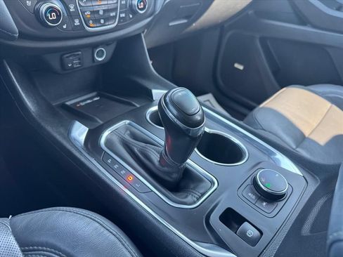 Used 2020 Chevrolet Traverse Premier w/ LPO, Floor Liner Package FWD image 21