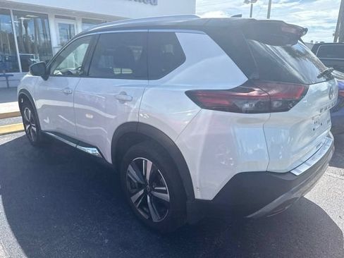 Used 2023 Nissan Rogue SL w/ SL Premium Package AWD/4WD image 17