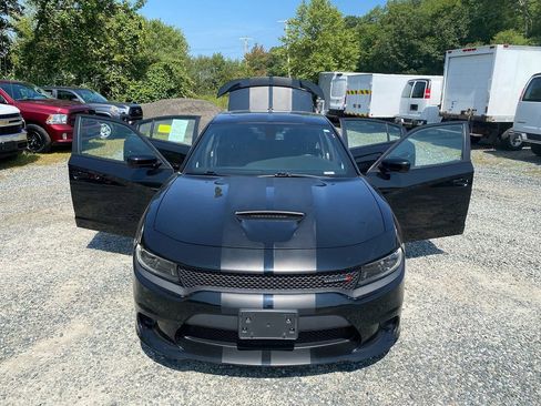 Used 2022 Dodge Charger R/T w/ Harman/Kardon Audio Group image 30