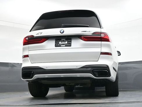 Used 2021 BMW X7 xDrive40i w/ M Sport Package image 31